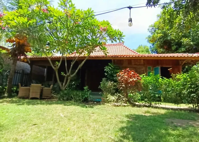 Sunset Side Gili Home